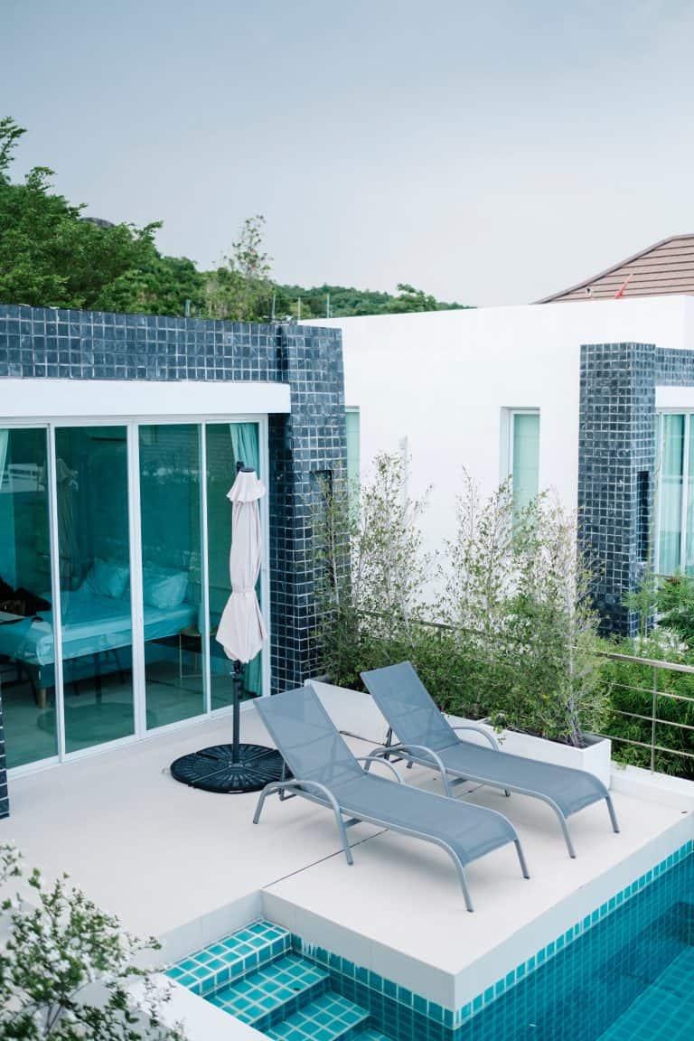 Modern villa with pool for sale 2